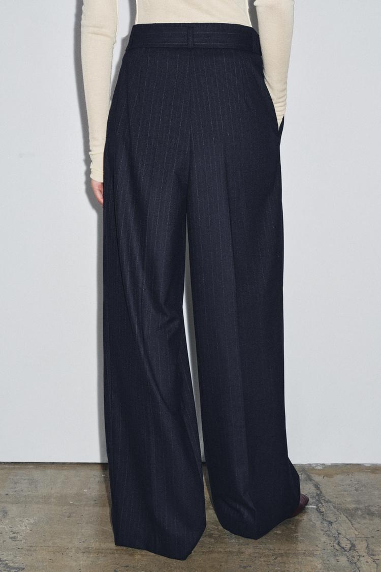Pantalon à rayures diplomatiques avec ceinture